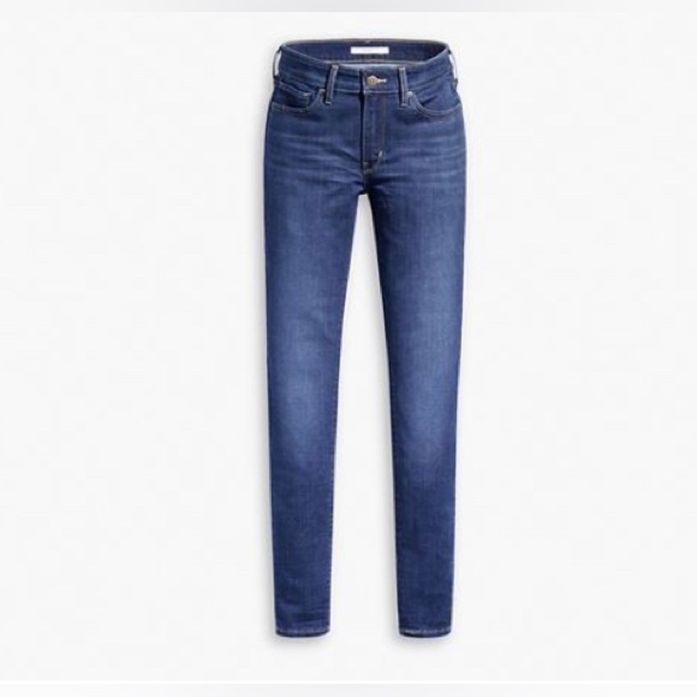 Levis 711 skinny jean. Medium wash. NWT size 25